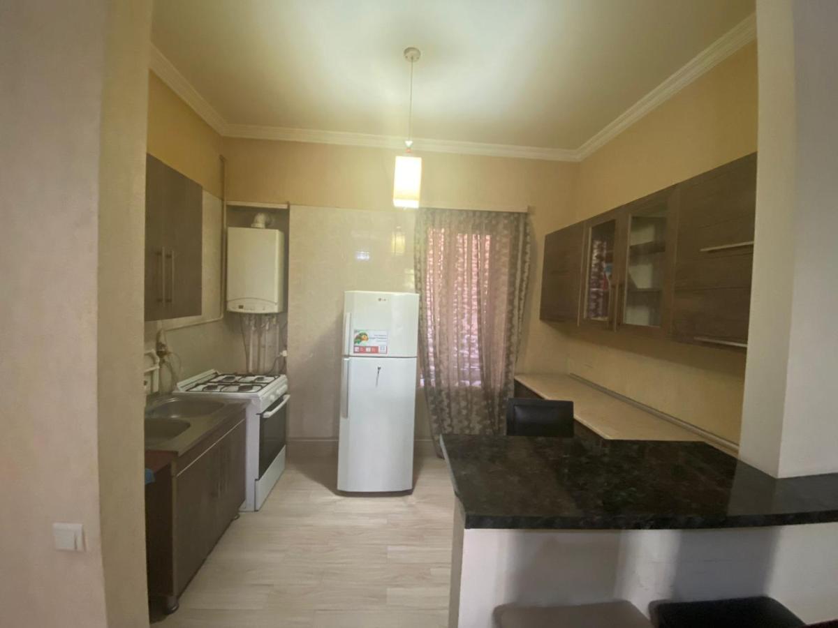 Kiev Hostel Tbilisi Luaran gambar