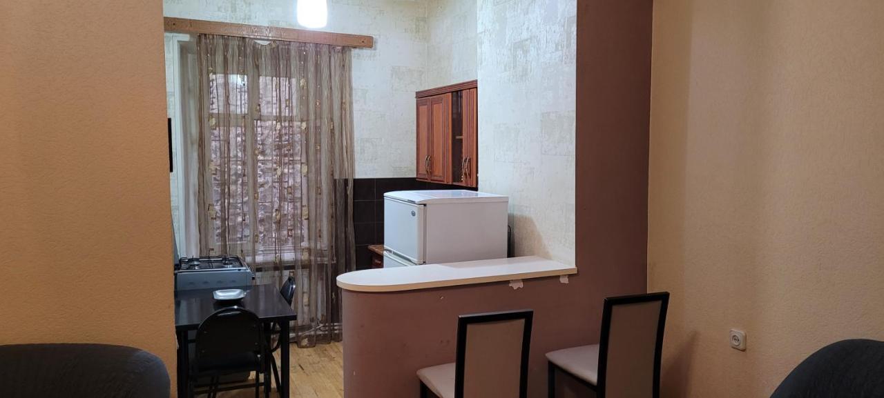 Kiev Hostel Tbilisi Luaran gambar