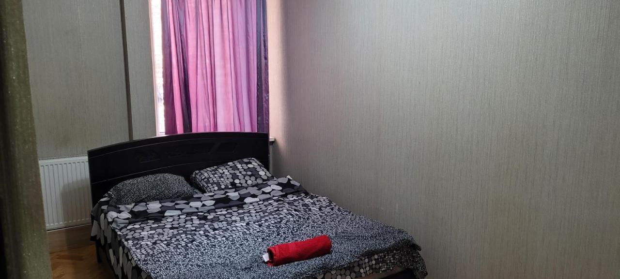 Kiev Hostel Tbilisi Luaran gambar
