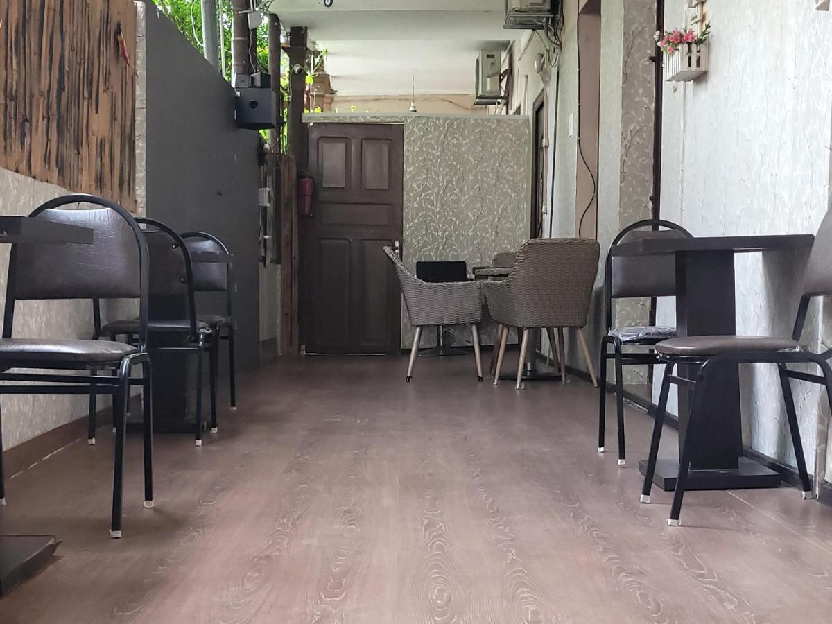 Kiev Hostel Tbilisi Luaran gambar