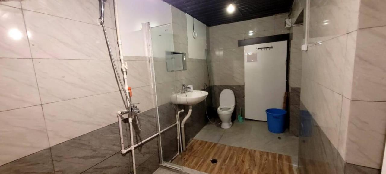 Kiev Hostel Tbilisi Luaran gambar