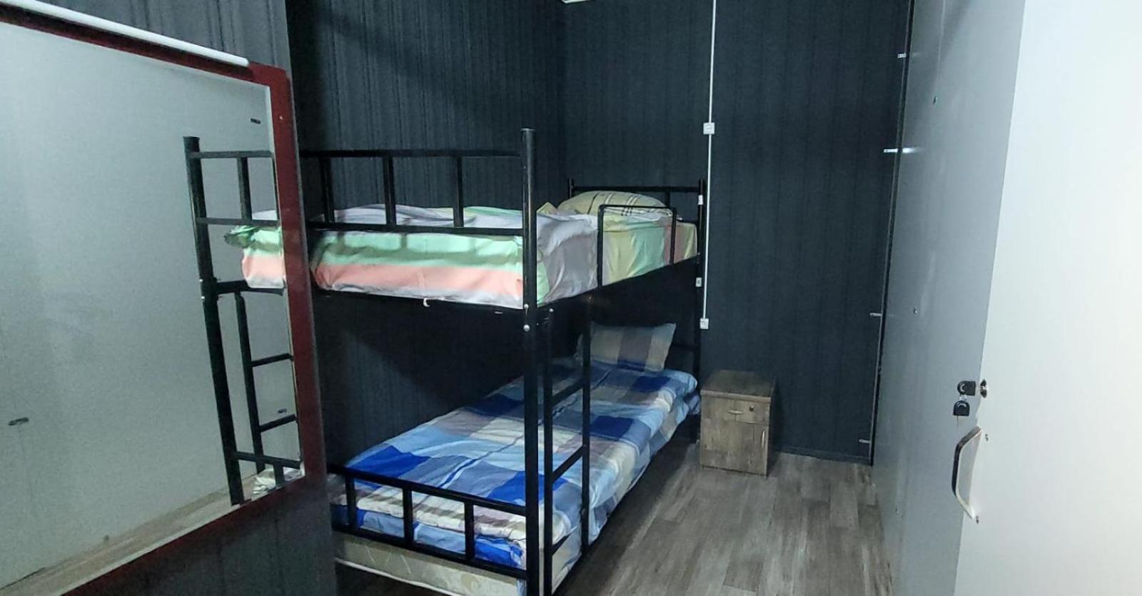 Kiev Hostel Tbilisi Luaran gambar