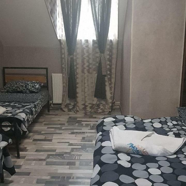 Kiev Hostel Tbilisi Luaran gambar