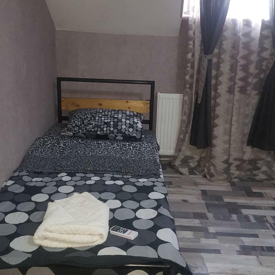 Kiev Hostel Tbilisi Luaran gambar
