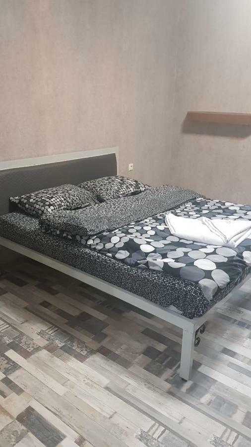 Kiev Hostel Tbilisi Luaran gambar