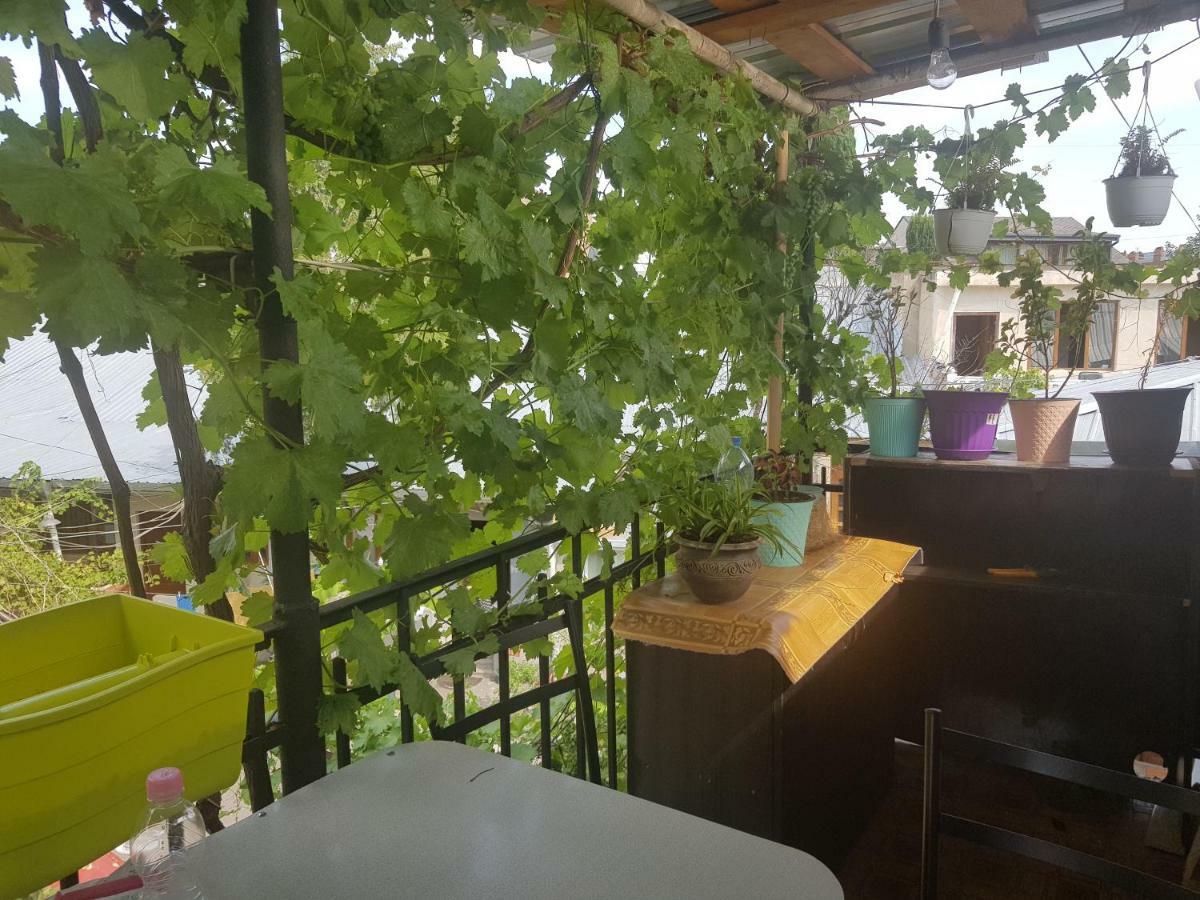 Kiev Hostel Tbilisi Luaran gambar